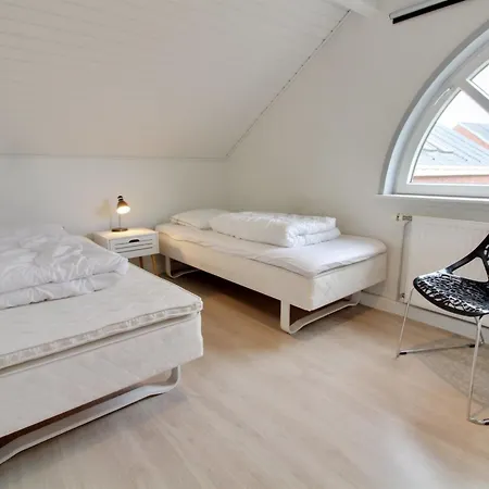 Apartamento Mirija - 2-3km From The Sea By Interhome *
