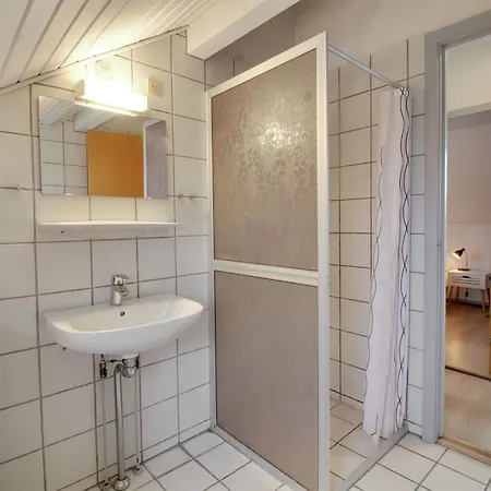 Leilighet Mirija - 2-3km From The Sea By Interhome